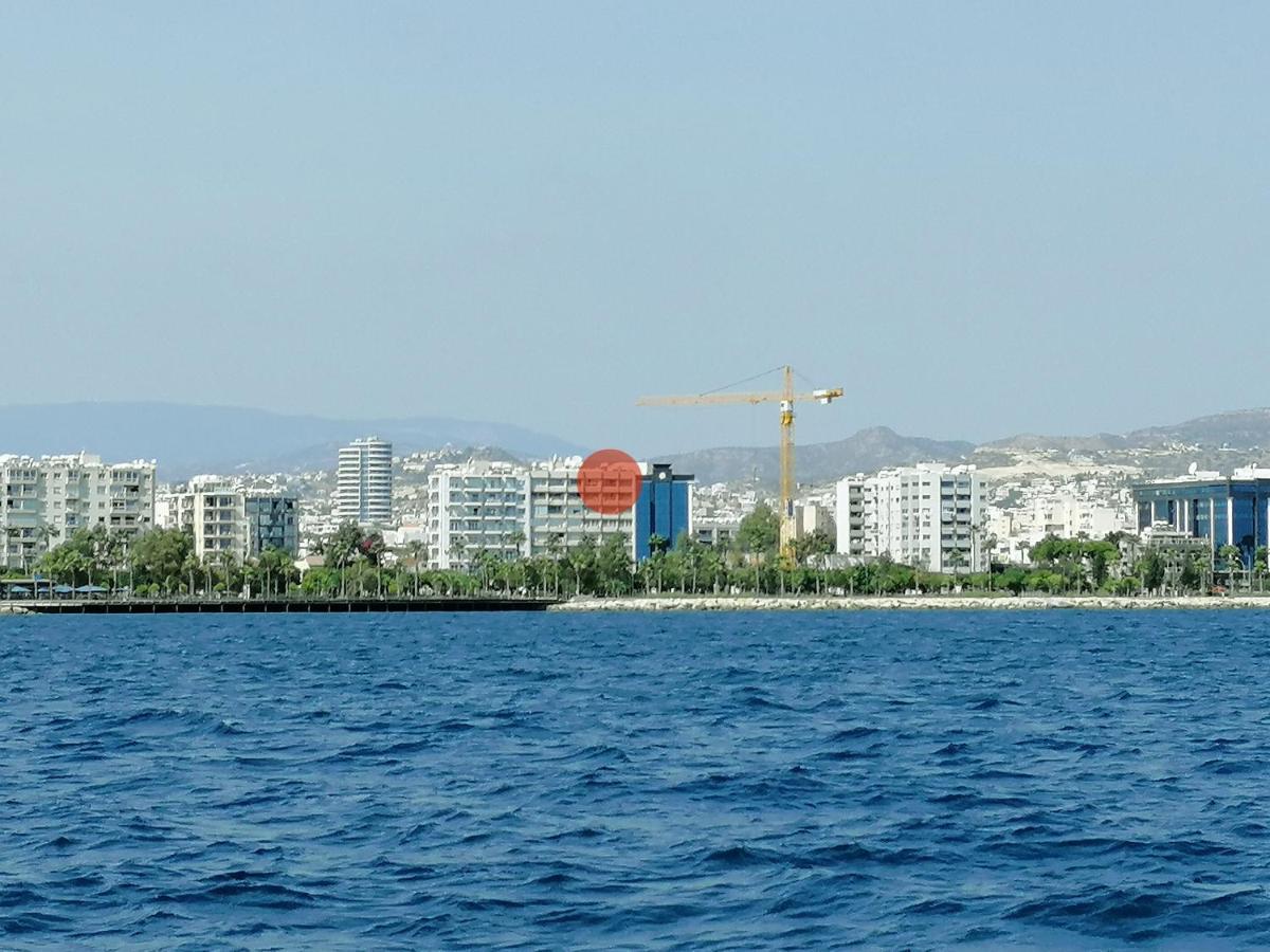 A City-Center Seaview Penthouse At Oceanic 利马索尔 外观 照片